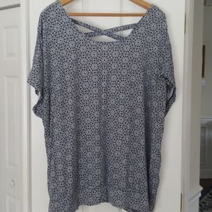 Navy and white print top